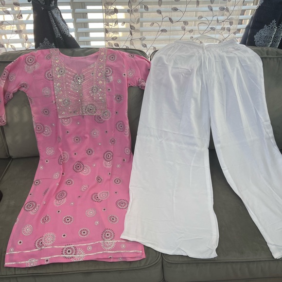Kurta pyjama set - Picture 2 of 4